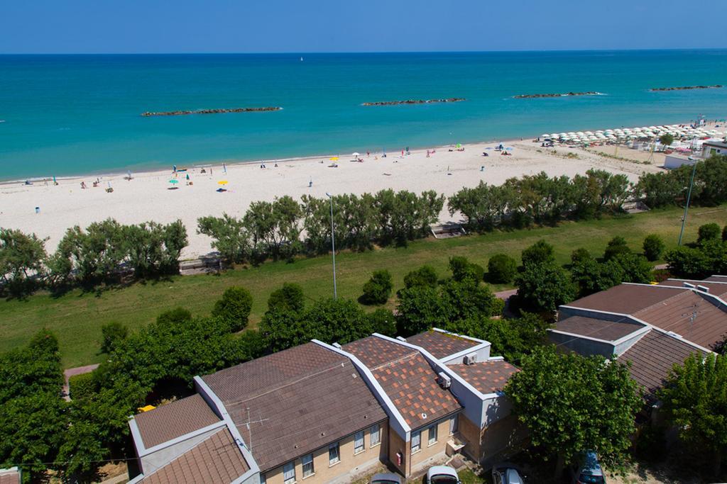 Residence Casabianca Porto San Giorgio Eksteriør billede