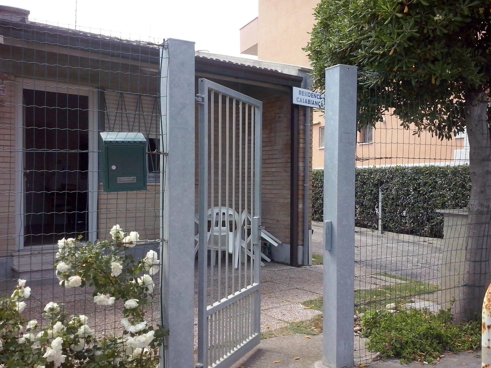 Residence Casabianca Porto San Giorgio Eksteriør billede