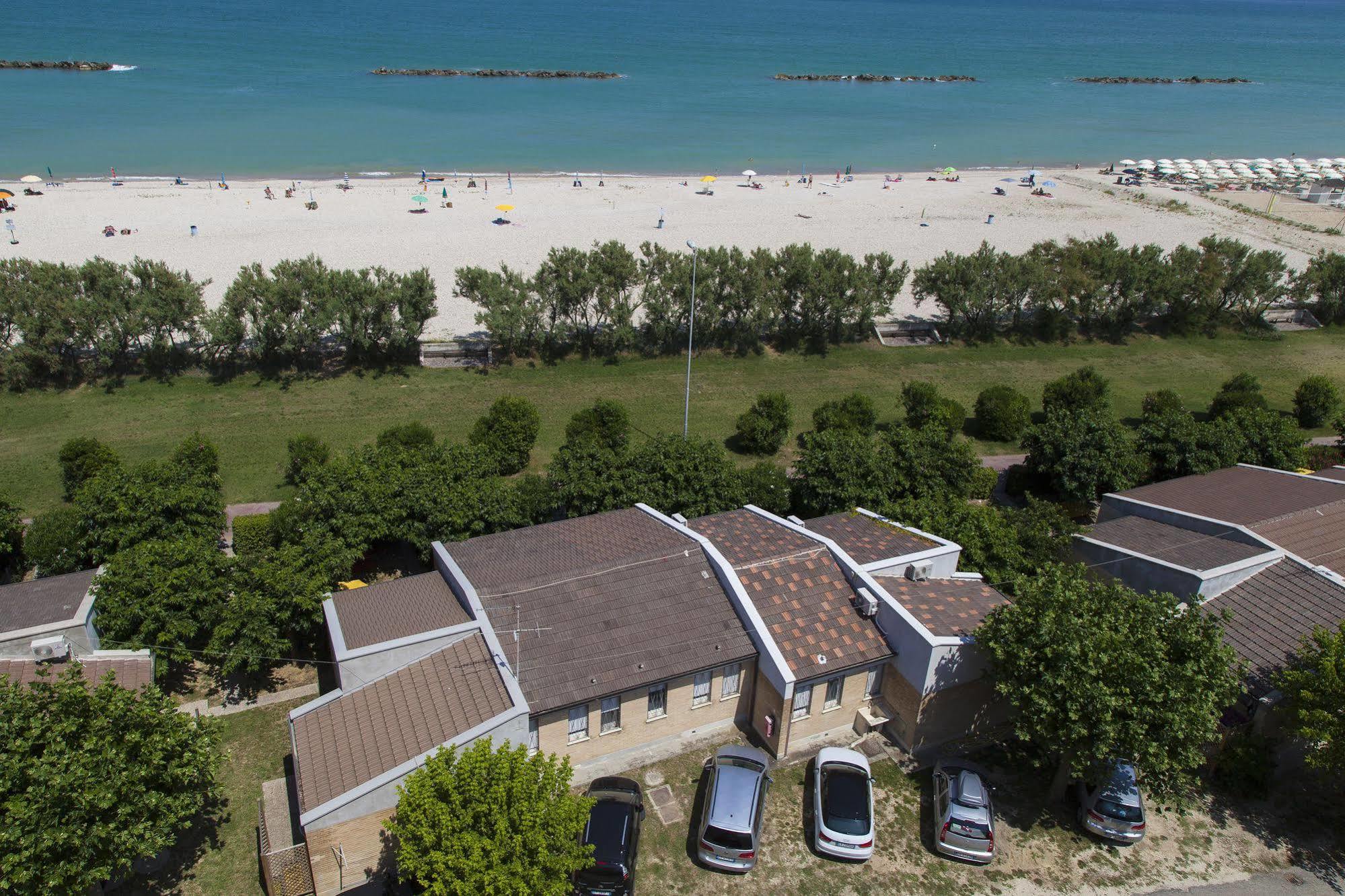 Residence Casabianca Porto San Giorgio Eksteriør billede
